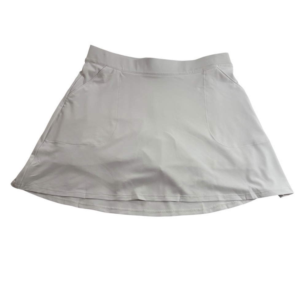 🤍 Peter Millar Women’s Performance Sally Skort | White | Size Small (NWT) 🤍